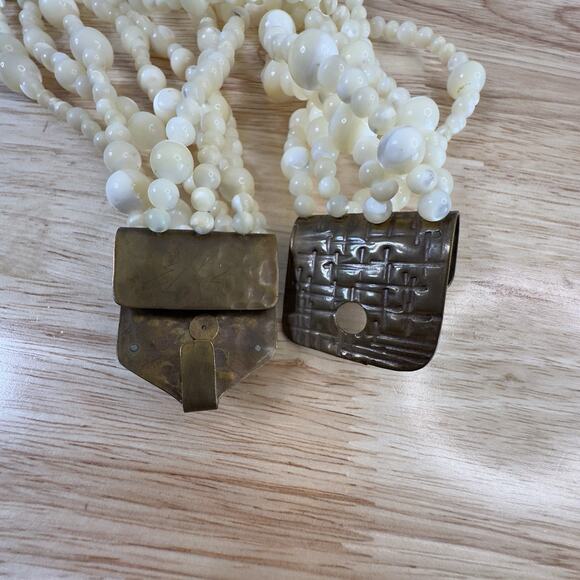 VTG Artisan Necklace Charlene Biesele Mother of Pearl Bead & Repousse Brass 20" - Picture 13 of 14
